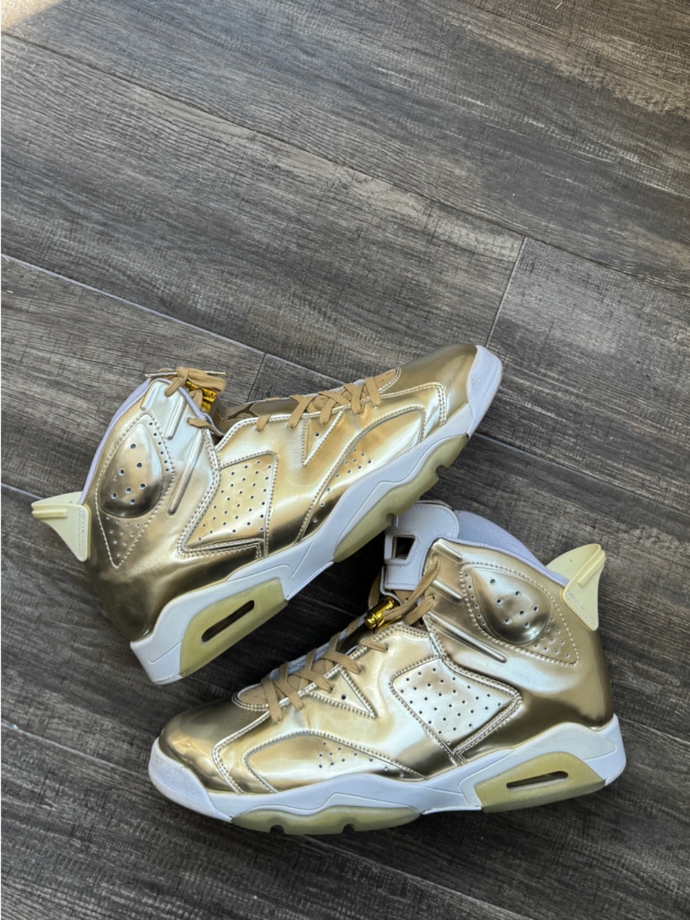 Jordan 6 retro pinnacle metallic gold 12 men’s sneakers